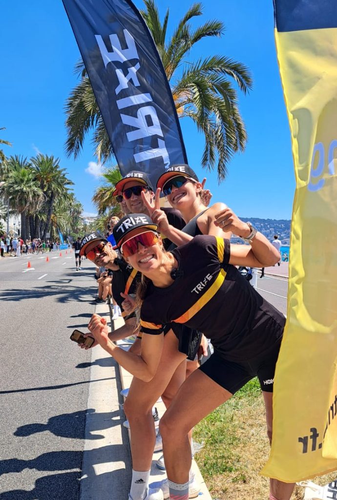 L'équipe de coach MyTRIBE en mode encouragement à l'Ironman de Nice
